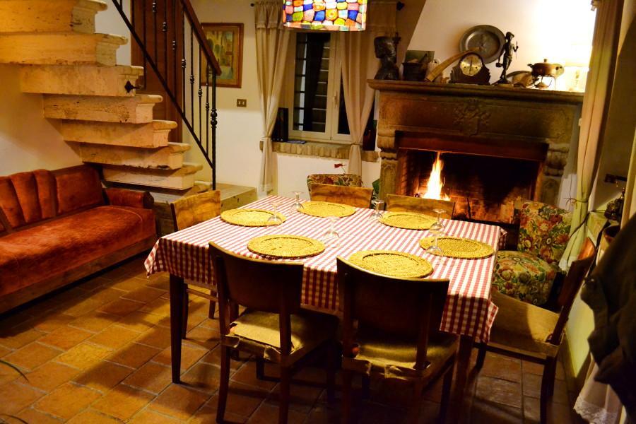 Отель Agriturismo La Sorgente Di Nepi Экстерьер фото
